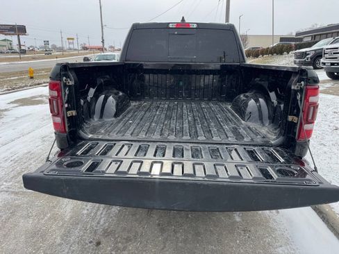 Used 2019 RAM 1500 Laramie image 10