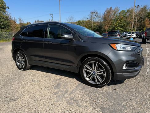 Used 2020 Ford Edge Titanium image 7
