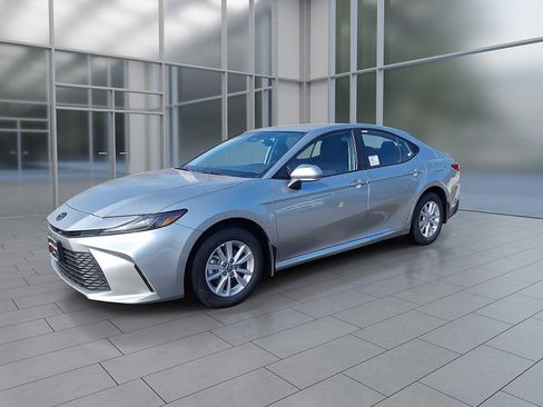 New 2026 Toyota Camry LE image 3