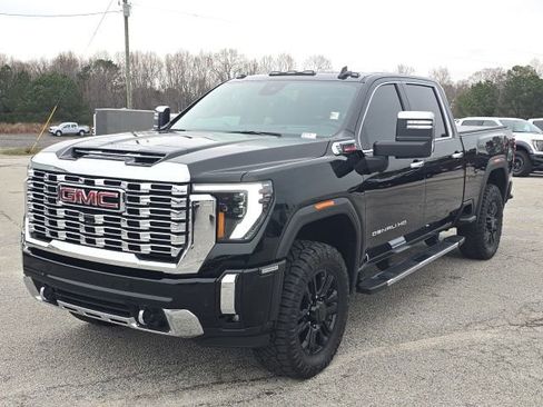 Used 2025 GMC Sierra 2500 Denali w/ Technology Package image 1