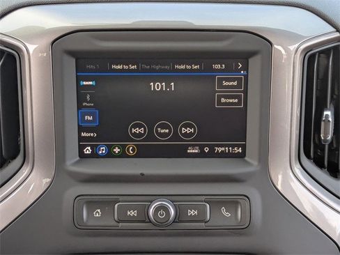 Used 2023 Chevrolet Silverado 2500 Custom w/ Custom Value Package image 19