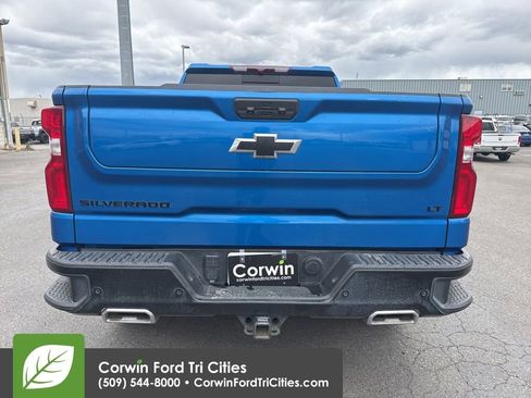 Used 2022 Chevrolet Silverado 1500 LT Trail Boss w/ LT Trail Boss Premium Package image 12