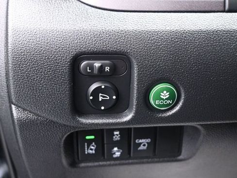 Used 2024 Honda Ridgeline Sport image 8