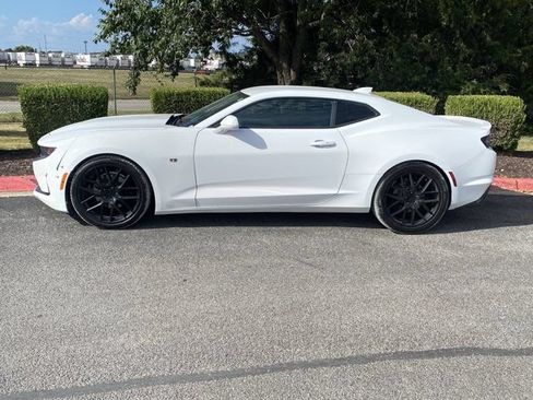 Used 2020 Chevrolet Camaro LT w/ RS Package RWD image 2