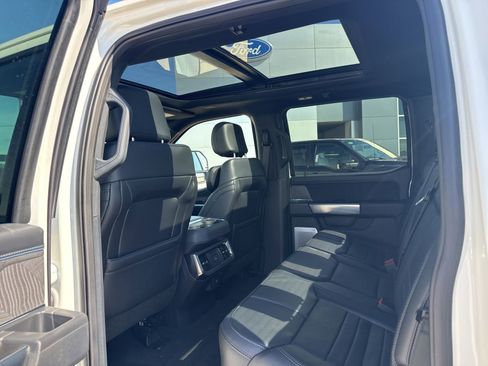 Used 2025 Ford F450 Platinum w/ FX4 Off-Road Package AWD/4WD image 10