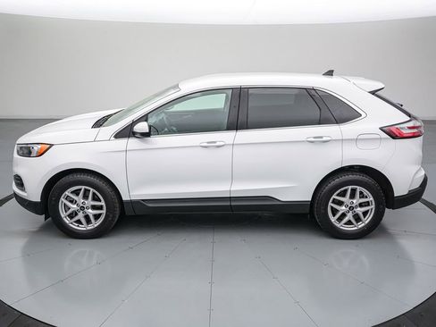 Certified 2024 Ford Edge SEL w/ Convenience Package AWD/4WD image 8