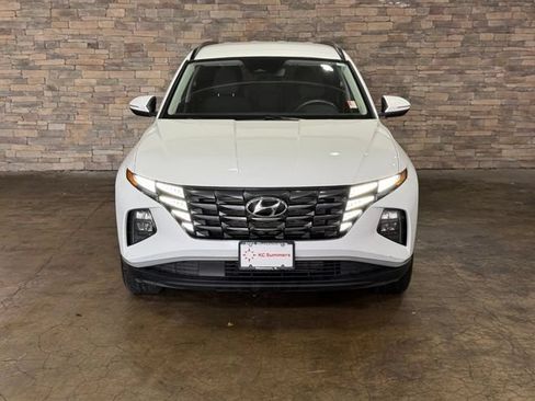 Used 2023 Hyundai Tucson SEL FWD image 2