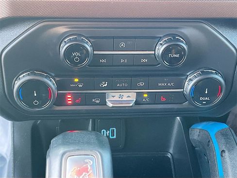 Used 2022 Ford Bronco Outer Banks image 16