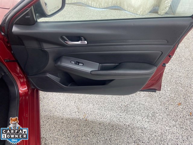 Used 2024 Nissan Altima 2.5 SV FWD image 20