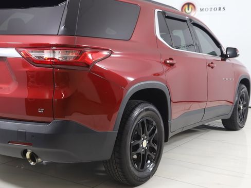 Used 2020 Chevrolet Traverse LT image 45