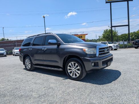 Used 2013 Toyota Sequoia Limited RWD image 3