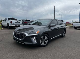 Used 2022 Hyundai Ioniq SEL video 2