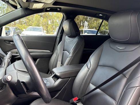 Used 2019 Cadillac XT4 Premium Luxury w/ Technology Package image 5