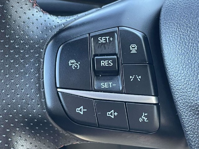 Used 2025 Ford Escape ST-Line Elite w/ Premium Technology Package AWD/4WD image 21