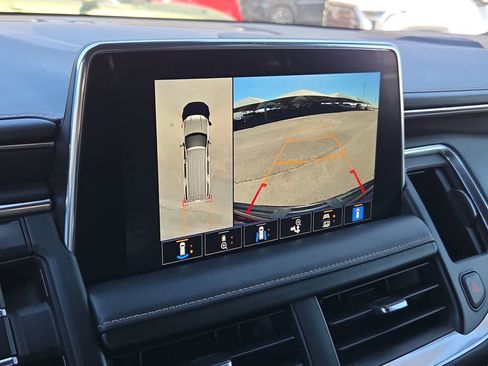 Used 2023 GMC Yukon AT4 w/ Technology Package image 25