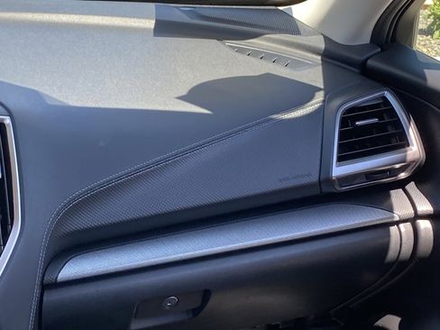 Used 2019 Subaru Forester Limited AWD/4WD image 22