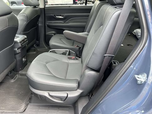 Used 2026 Toyota Grand Highlander AWD image 14
