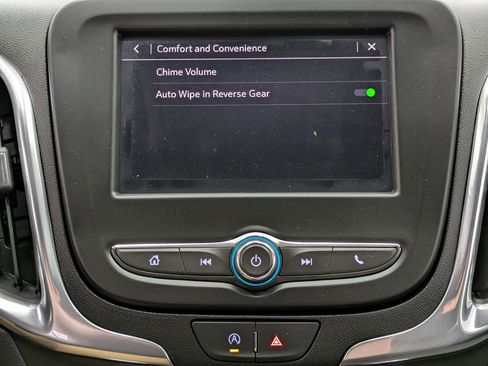 Used 2023 Chevrolet Equinox LT image 29