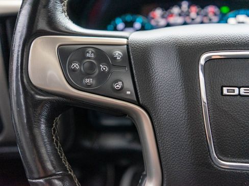 Used 2018 GMC Sierra 2500 Denali image 20