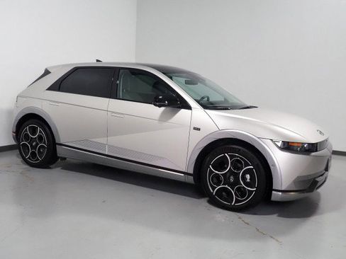 Used 2024 Hyundai Ioniq 5 Limited AWD/4WD image 1