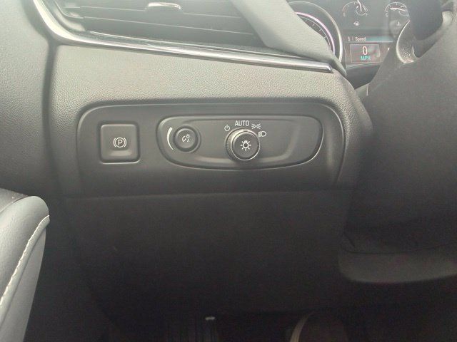 Used 2018 Buick Enclave Essence w/ Trailering Package AWD/4WD image 15