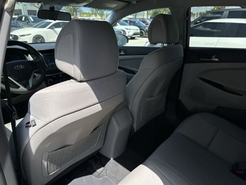 Used 2018 Hyundai Tucson SE FWD image 17