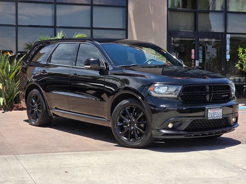 Used 2017 Dodge Durango GT w/ Nav & Power Liftgate Group RWD image 3