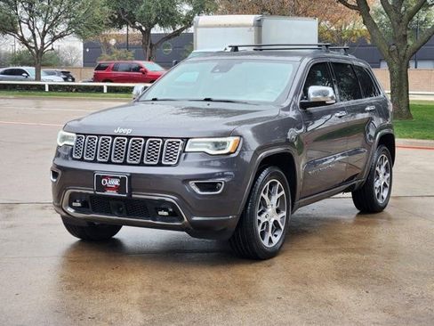 Used 2020 Jeep Grand Cherokee Overland image 11