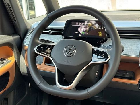 New 2025 Volkswagen ID. Buzz Pro S Plus image 32