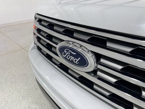 Used 2021 Ford Expedition Limited AWD/4WD image 30