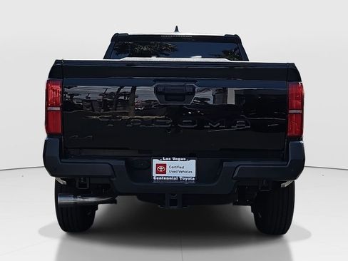 Certified 2025 Toyota Tacoma SR w/ SR Upgrade Package AWD/4WD image 6