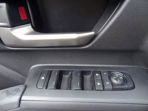 Used 2024 Toyota Tacoma TRD Sport w/ TRD Sport Upgrade Package image 10