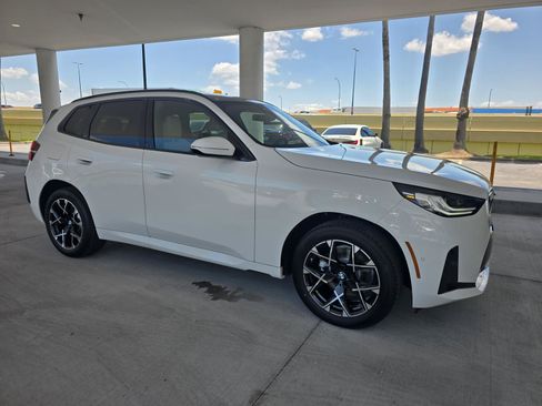 New 2026 BMW X3 xDrive30i w/ M Sport Package AWD/4WD image 11