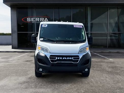 Used 2025 RAM ProMaster 2500 w/ U-Haul Equipment Group FWD image 8
