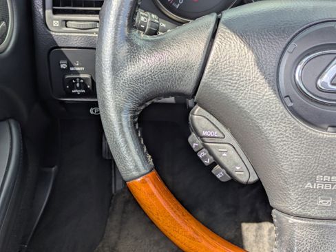 Used 2003 Lexus SC 430 Convertible RWD image 22