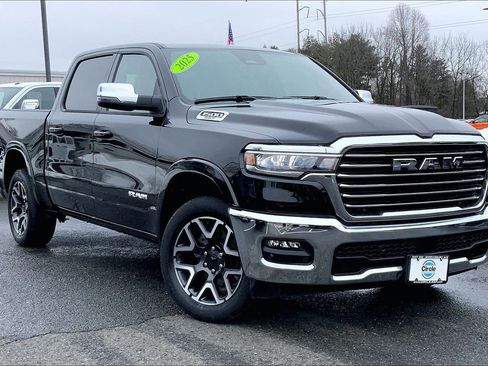 Used 2025 RAM 1500 Laramie image 2