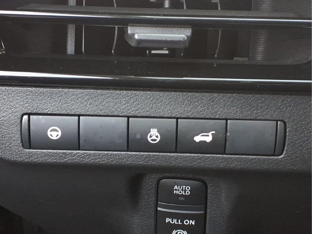 Certified 2025 Nissan Murano SL AWD/4WD image 22