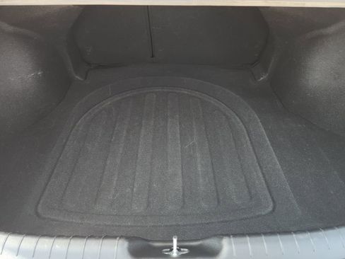 Used 2025 Hyundai Elantra SEL image 37