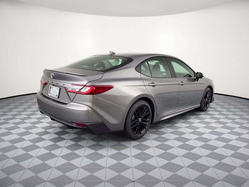 Used 2026 Toyota Camry SE FWD image 9
