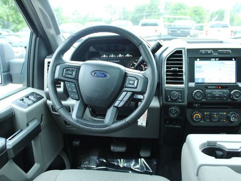 Used 2016 Ford F150 XLT w/ Equipment Group 302A Luxury AWD/4WD image 15