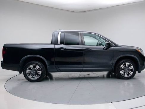 Used 2017 Honda Ridgeline RTL-T image 8
