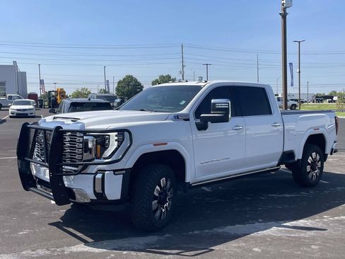 Used 2026 GMC Sierra 2500 Denali w/ Denali Reserve Package AWD/4WD image 7