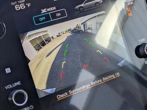 Used 2023 Subaru Outback Premium image 11