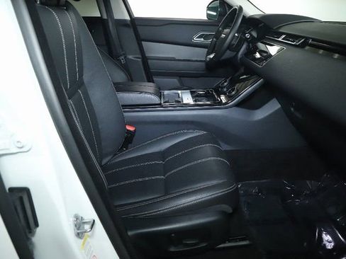 Used 2019 Land Rover Range Rover Velar S AWD/4WD image 31