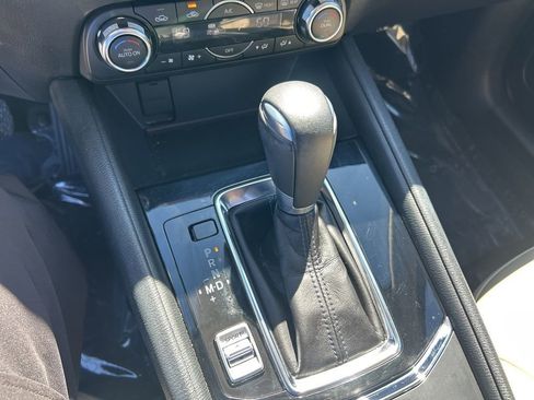 Used 2017 MAZDA CX-5 Touring w/ Preferred Equipment Package image 14