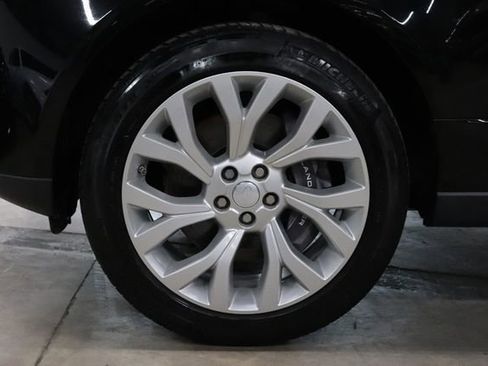Used 2019 Land Rover Range Rover HSE AWD/4WD image 28