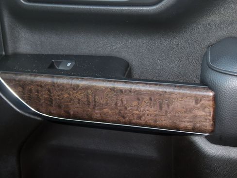 Used 2022 GMC Sierra 1500 Denali w/ Denali Reserve Package image 16