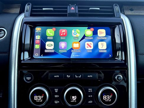 Used 2018 Land Rover Discovery HSE image 4