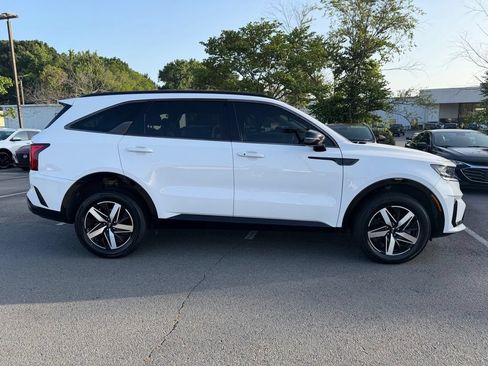 Used 2021 Kia Sorento EX w/ Panoramic Sunroof Package AWD/4WD image 8