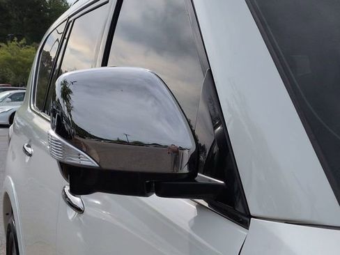 Used 2019 Nissan Armada Platinum w/ Captain's Chairs Package AWD/4WD image 13